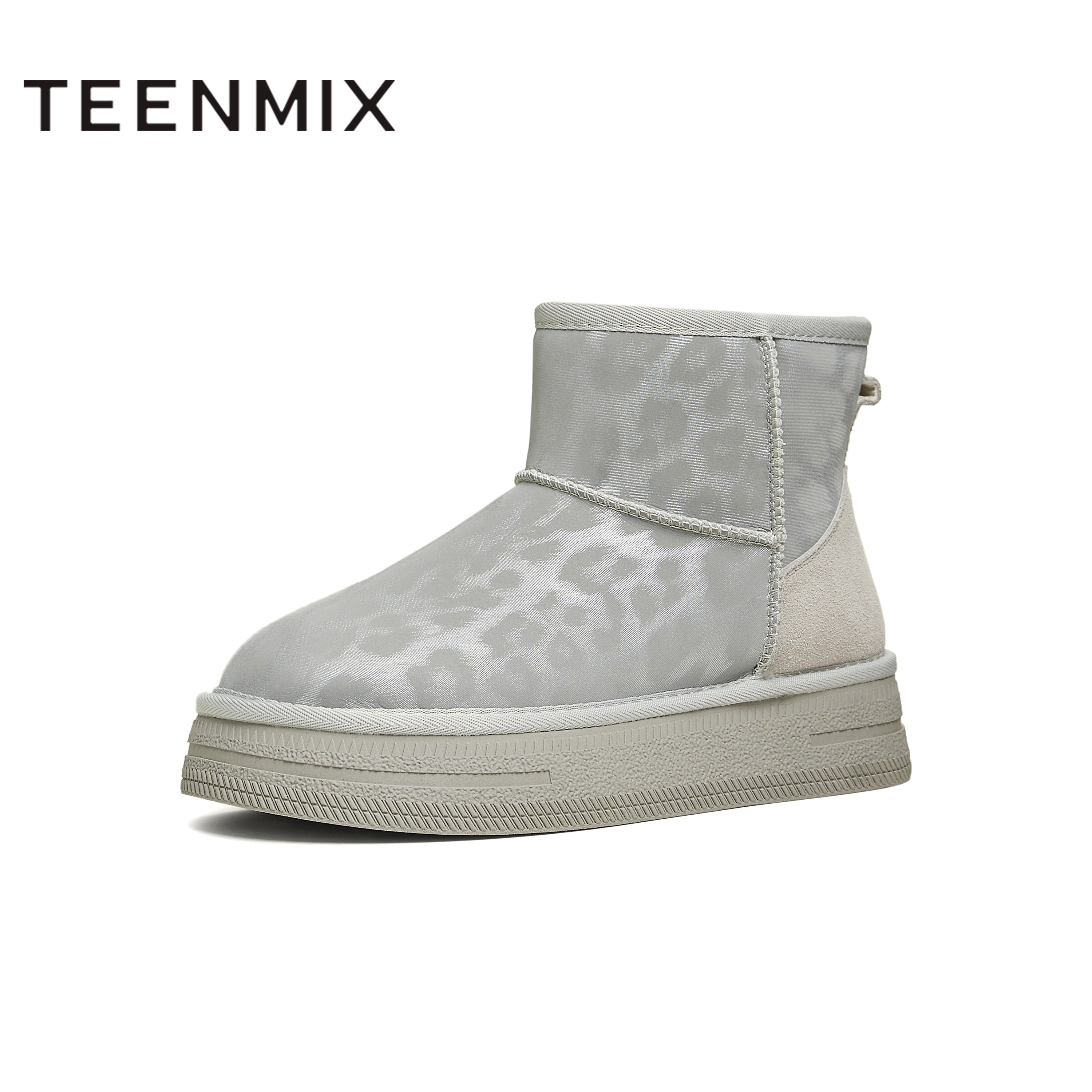 天美意冬新款商场同款纯色百搭潮酷银色女雪地靴CI340DD4