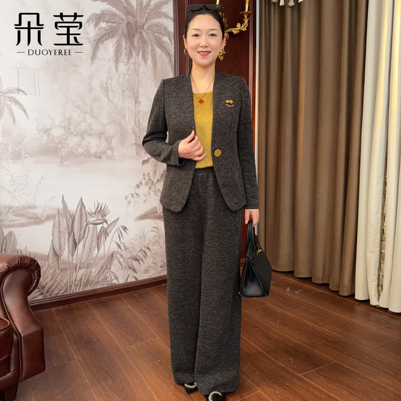 朵莹妈妈春装时尚套装中年女洋气西装外套中老年春秋气质三件套装