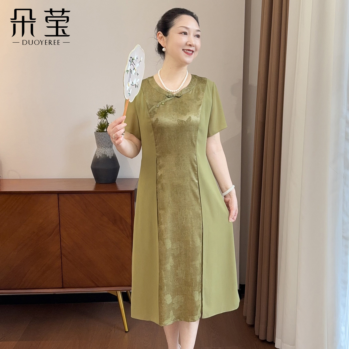 朵莹母亲节妈妈夏装新中式连衣裙2026新款中老年女装国风短袖裙子
