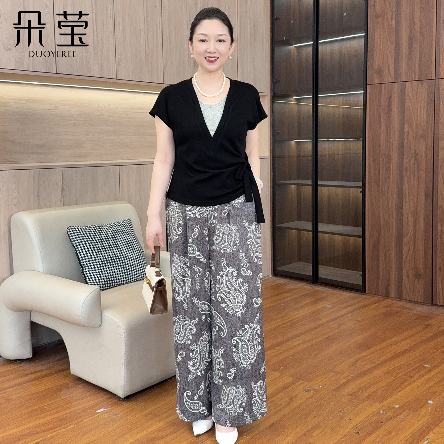 朵莹新款妈妈夏装时尚休闲套装中老年女装短袖t恤阔腿裤子两件套