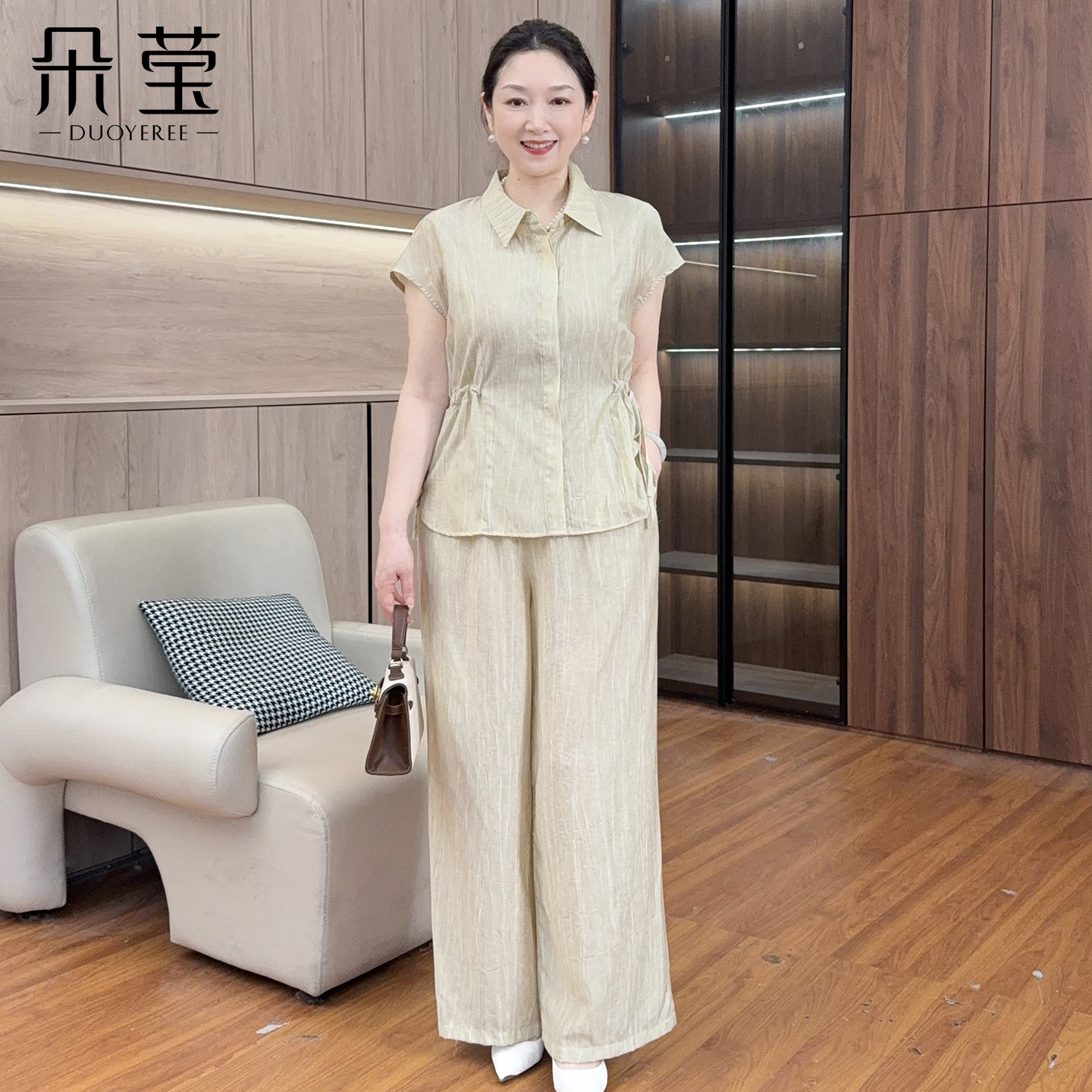 朵莹中年妈妈夏装端庄大气休闲套装女2026新款中老年短袖衬衫上衣