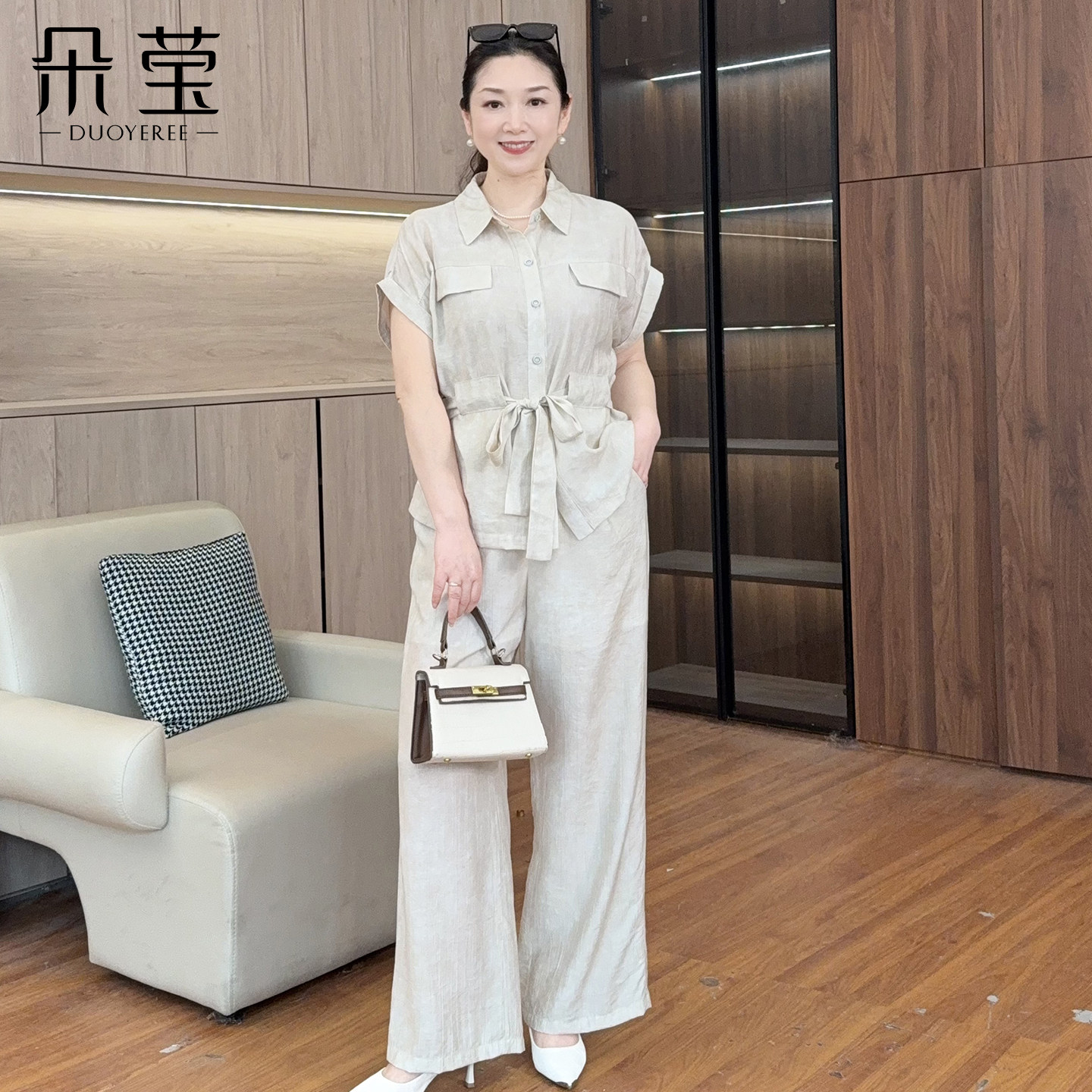 朵莹妈妈夏装洋气短袖衬衫套装女2026新款中老年宽松上衣服两件套