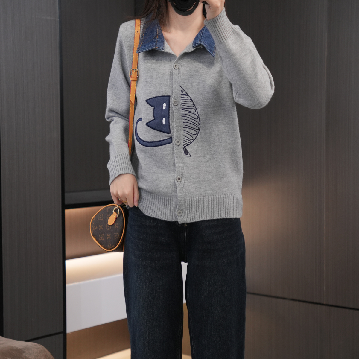 冬季必入时尚牛仔拼接领毛衣开衫