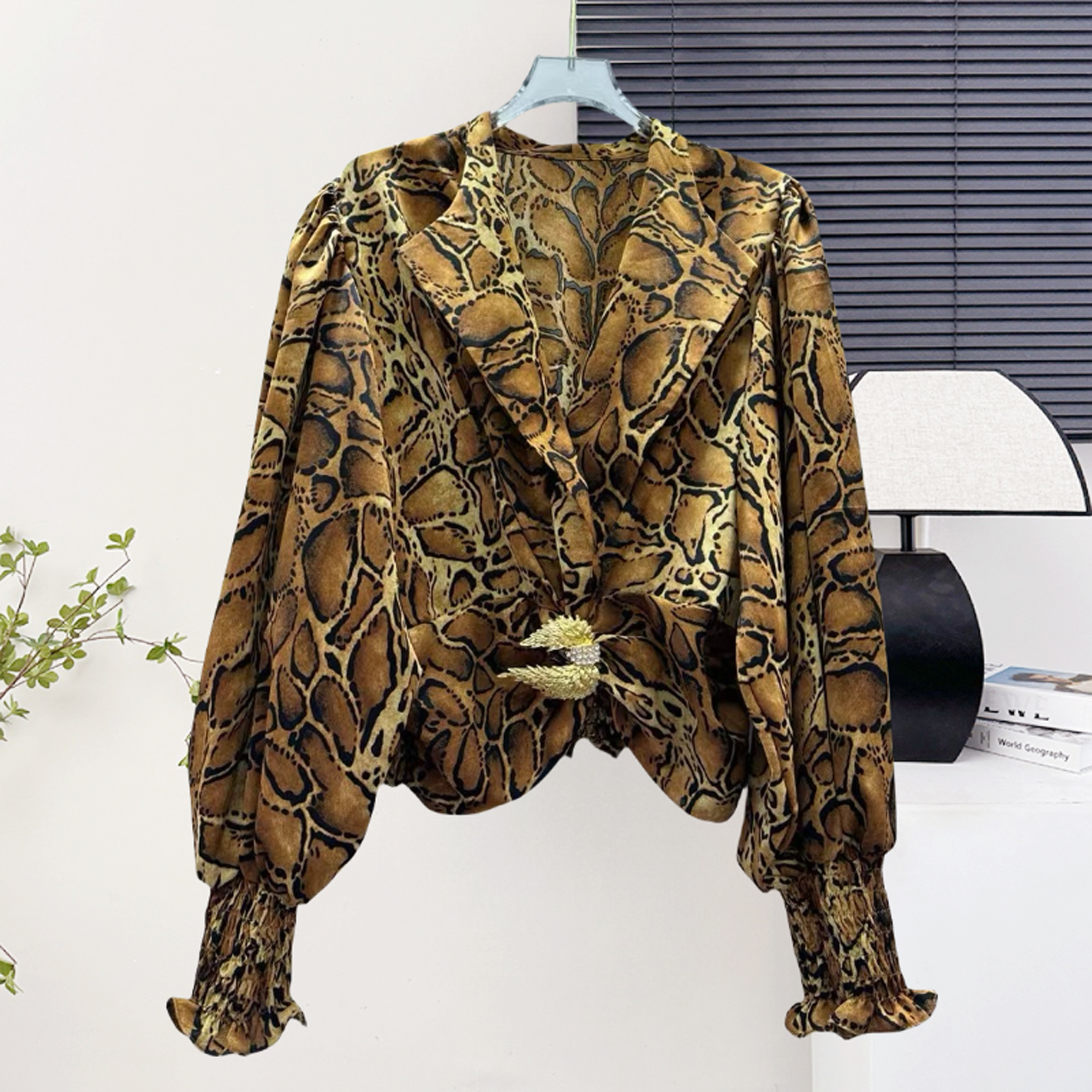 时髦洋气豹纹印花衬衣上衣女夏