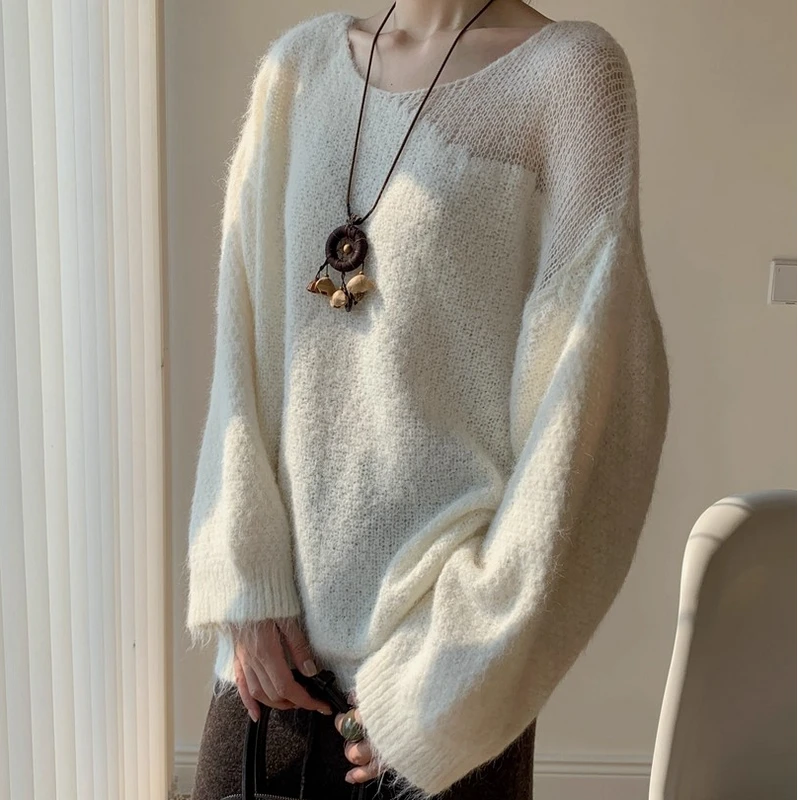 肩部镂空设计感宽松套头毛衣女