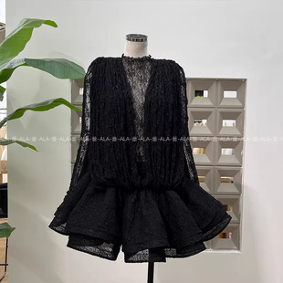 越南小众设计定制针织透视套头衫+波浪潮深V领连衣裙配短裤3件套