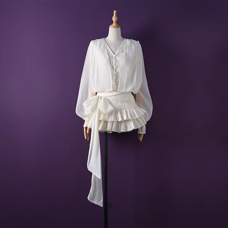 束腰系带蝴蝶结灯笼袖连衣裙短裙