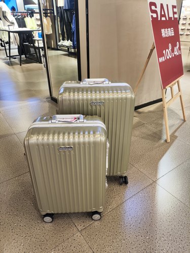 特价新秀丽美旅学生拉杆箱28寸出国旅行箱女登机箱密码行李箱NA3