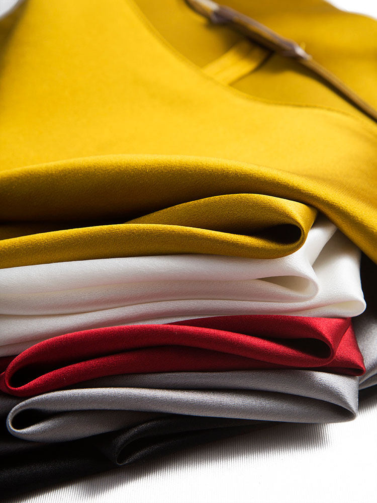 禁欲女神气质 丝滑裸感 SHE华高JI 重磅30姆米 缎面真丝衬衫T恤