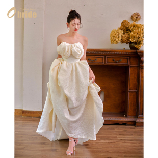 新款 婚纱新娘韩式 缎面小众抹胸出门纱轻婚纱 月亮与玫瑰 Obride