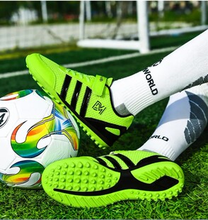 新品儿童足球鞋免系带碎钉网面男孩小学生女透气魔术贴夏季训练鞋