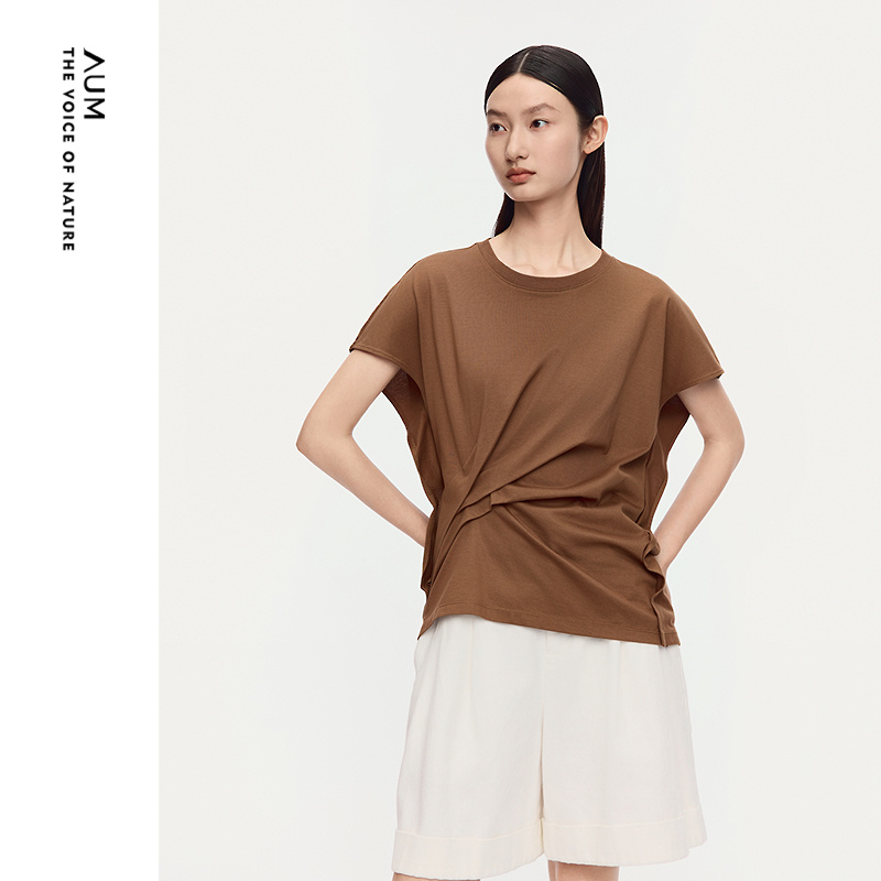 【商场同款】AUM噢姆2025年夏季新款棉感圆领飞袖结构打褶T恤上衣