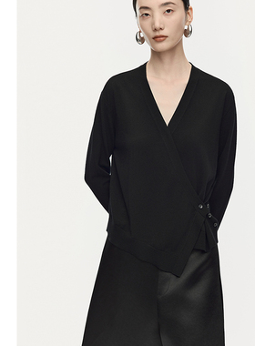 【商场同款】AUM噢姆2025年冬季新款美丽诺羊毛V领黑色针织外套女