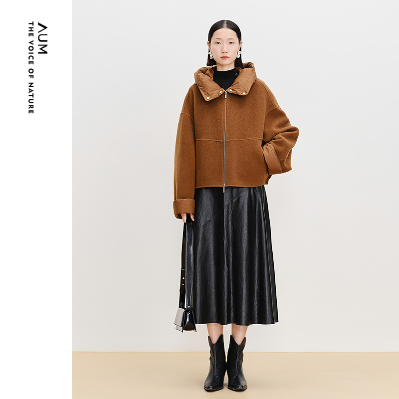 【商场同款】AUM噢姆冬季羊毛双面呢立领连帽假两件羽绒大衣女款