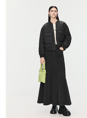 【商场同款】AUM噢姆2025年冬季新款立领短款黑色棒球羽绒夹克女