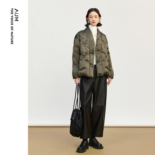 【商场同款】AUM噢姆鹅绒羽绒服2026冬季新款宽松休闲光泽肌理感