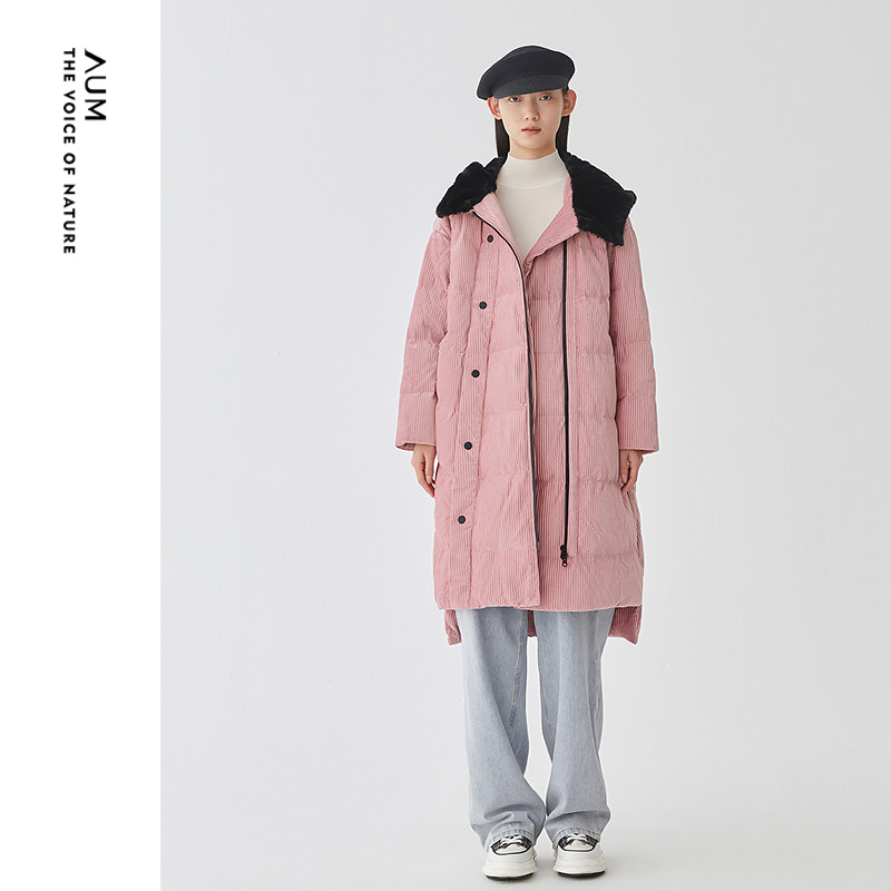 【商场同款】AUM噢姆冬季质感灯芯绒撞色双门襟连帽中长款羽绒服