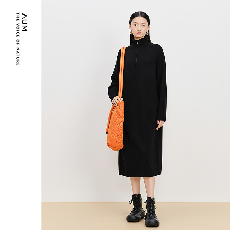 【可颂裙】AUM噢姆冬季绵羊毛半高领长袖针织连衣裙黑色休闲长裙