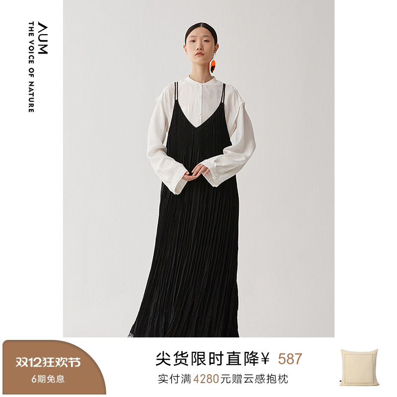 不规则压褶工艺赋予织物线性的纹理