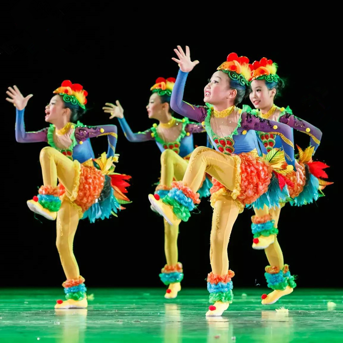 小荷风采男女儿童舞蹈演出服装小鸡咯咯幼儿园六一卡通动物表演服