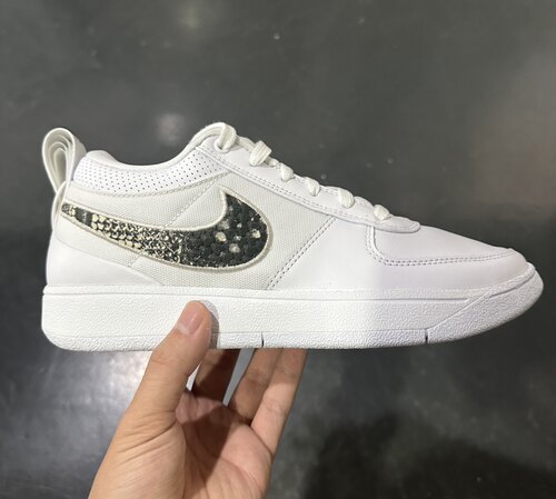 耐克Nike Book 1 EP低帮篮球鞋男款白黑FJ4250-101