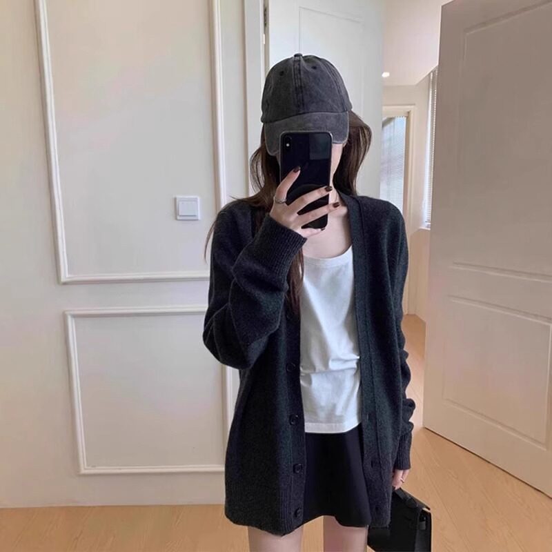 日系气质灰色v领针织开衫女春秋冬慵懒风中长款毛衣外套宽松上衣