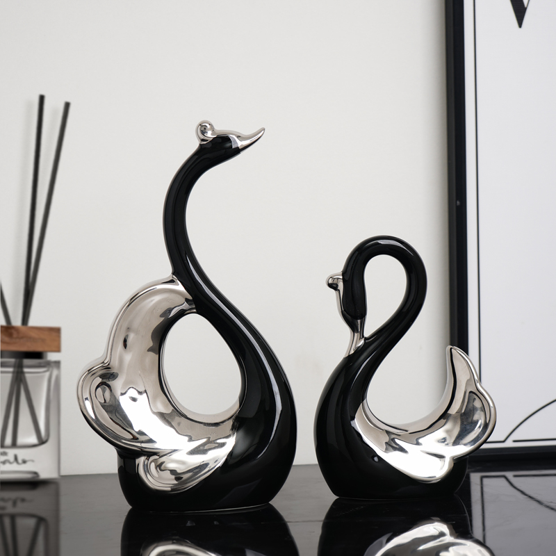 欧可莱情侣天鹅摆件寓意装饰品