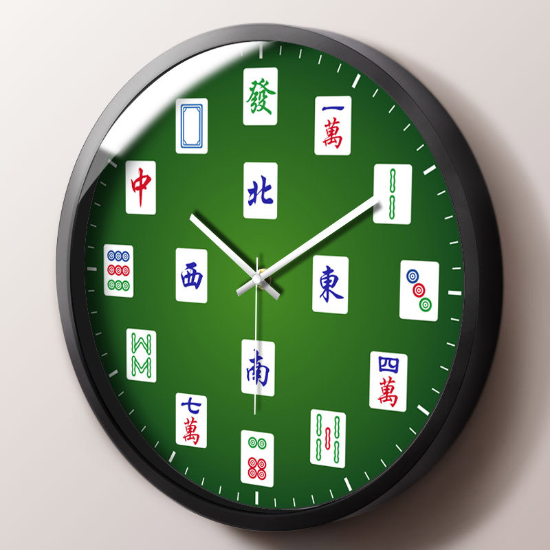 创意麻将牌挂钟游戏机室装饰壁钟酒店宾馆前台时钟客厅静音石英钟
