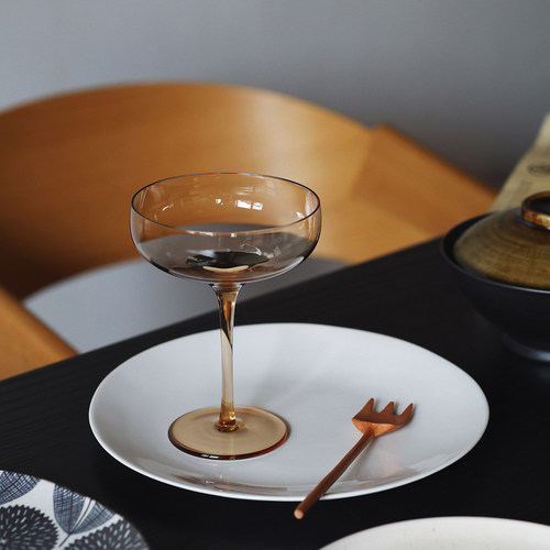 收集时光 慵懒午后 北欧系茶色马提尼杯 玻璃杯 酒杯冷饮冰激淋杯