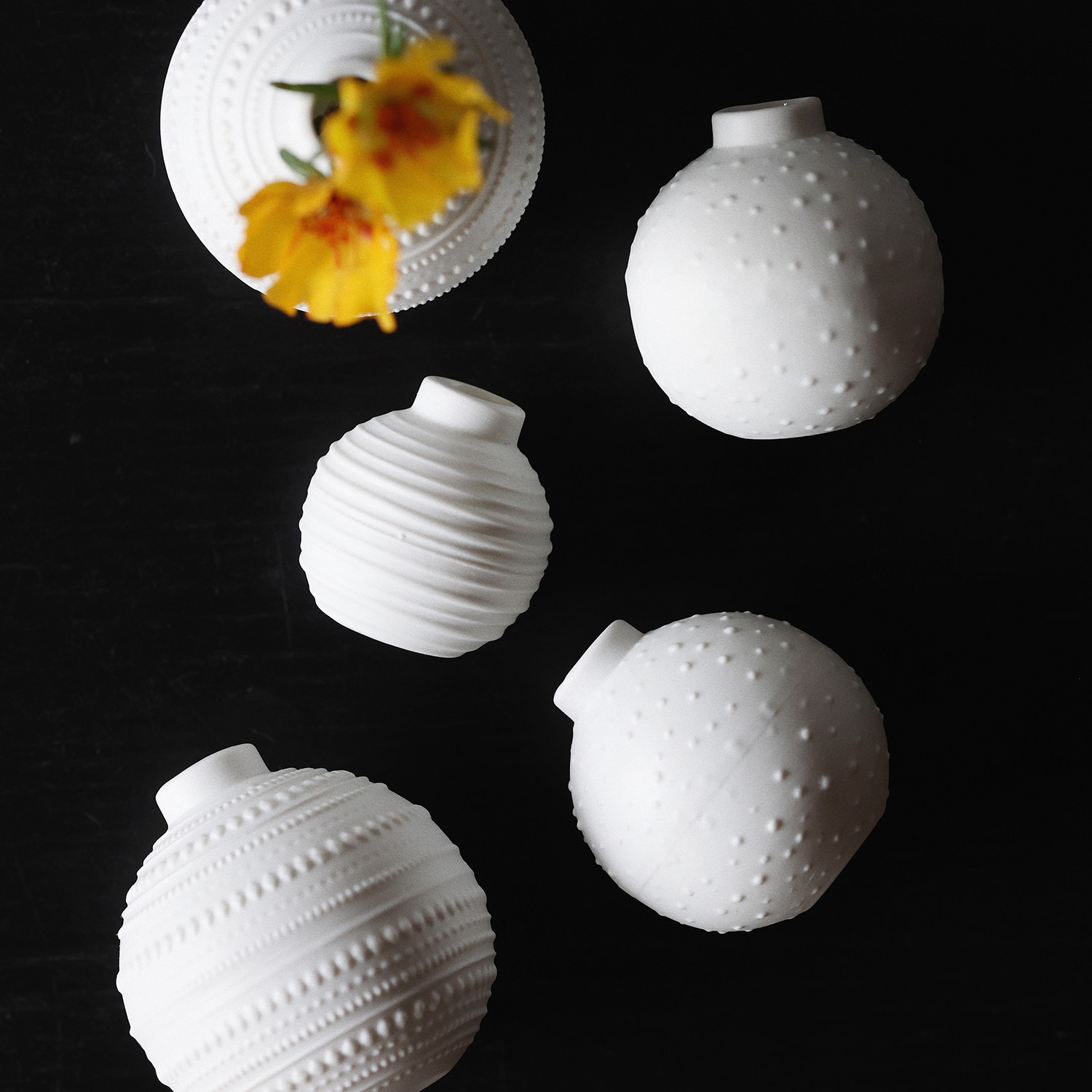 收集时光 有球必应 德单白陶迷你小球花瓶系列 圆球小花瓶摆件,家居饰品,花瓶,淘宝优惠券,粉丝福利购,淘宝优惠卷