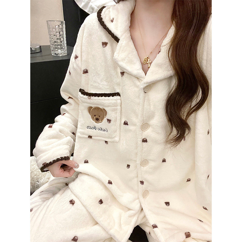 可爱风卡通小熊法兰绒睡衣女冬季加厚保暖开衫家居服套装可外穿