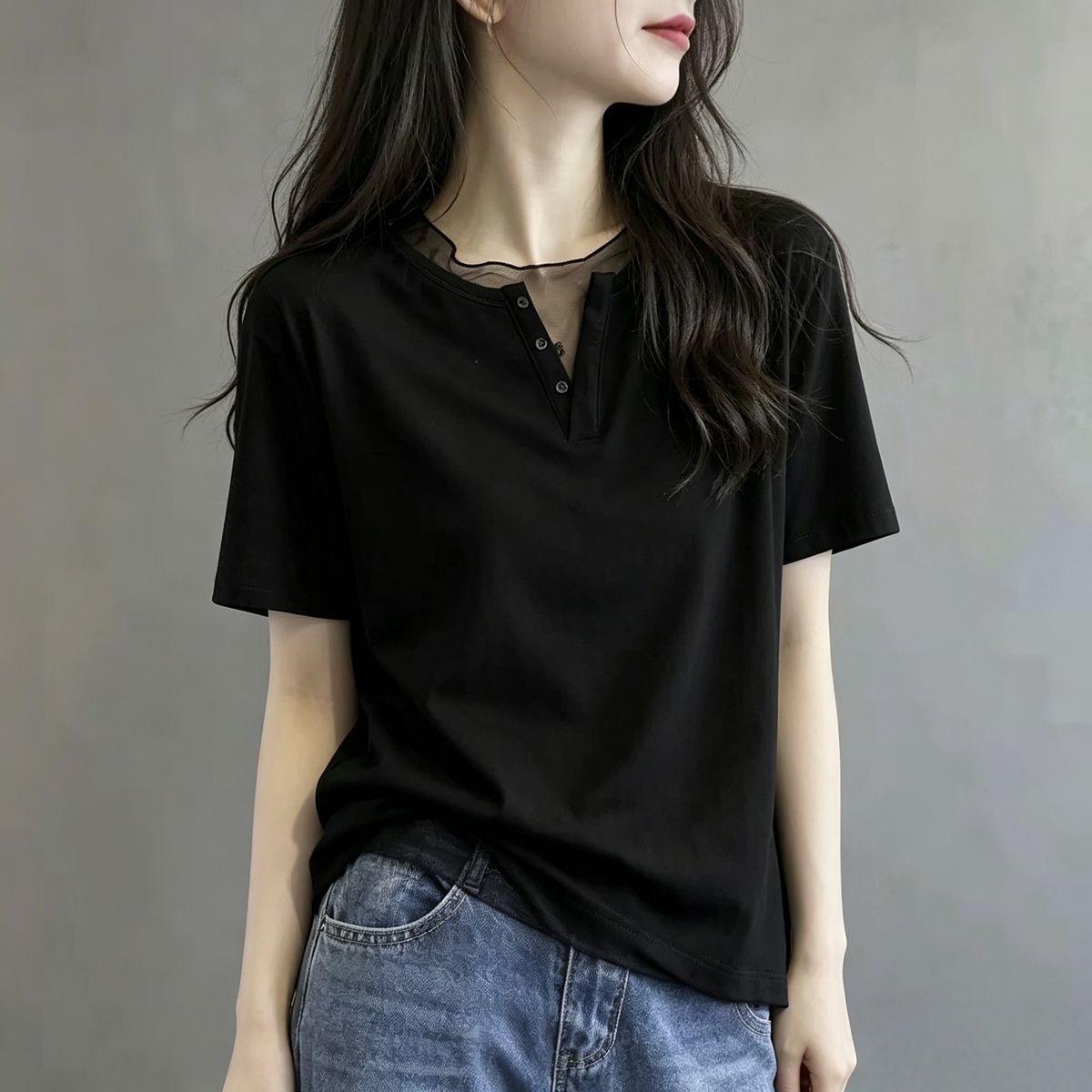 网纱拼接V领黑色短袖T恤2026女薄款正肩宽松休闲百搭气质显瘦上衣