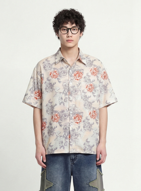 From Mars Short-sleeved shirt full of flowers