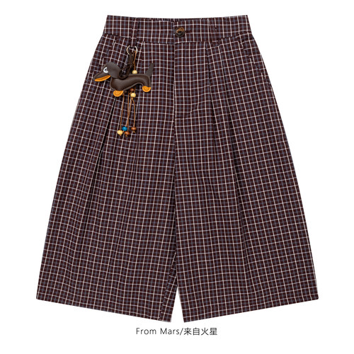 格纹犬饰短裤格纹压褶挂饰休闲