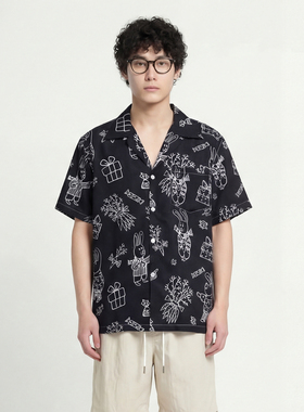 From Mars When you go out, you encounter a loose shirt