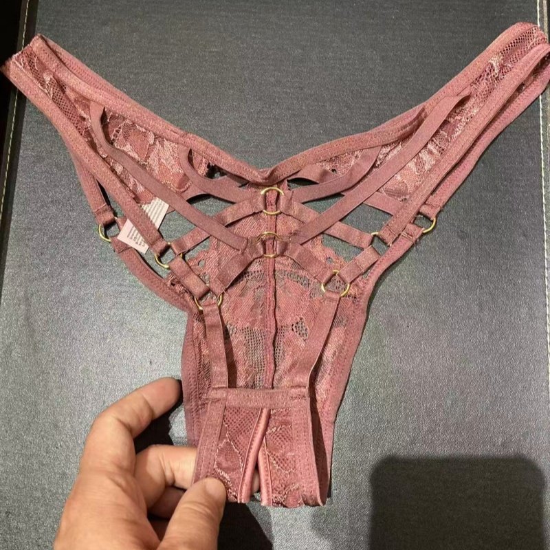 咖啡色性感美臀丁字裤舒适诱惑蕾丝女内裤低腰镂空开裆透气棉裆