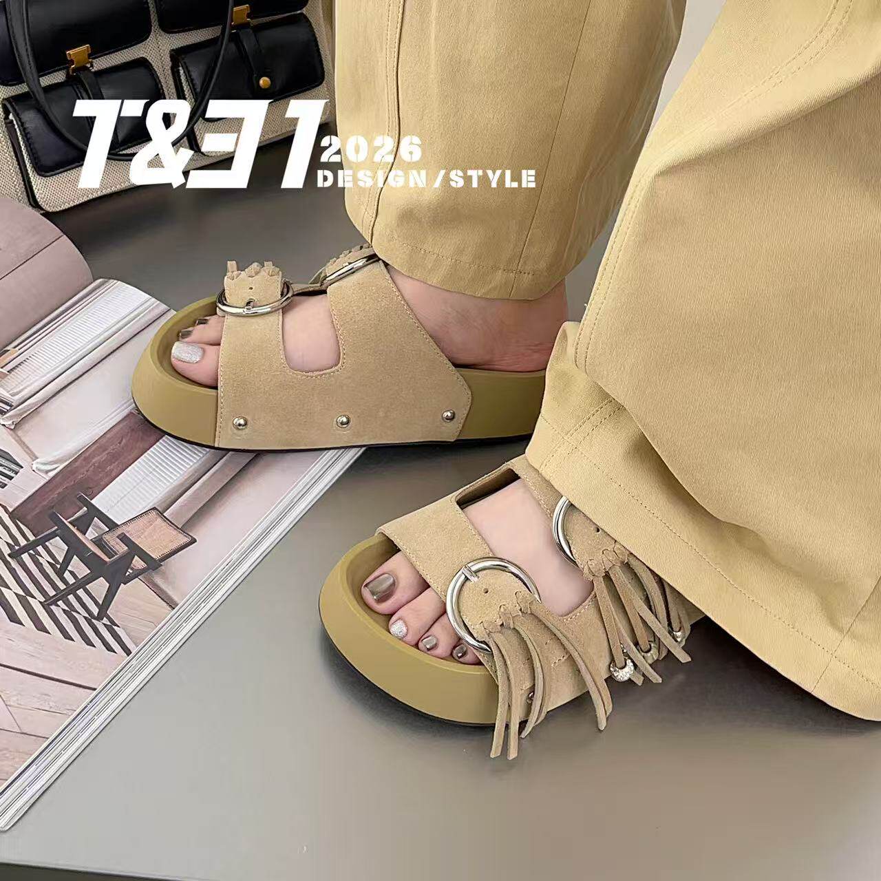 T31女鞋2026夏季新款厚底增高外穿拖鞋女时髦百搭流苏搭扣凉拖女