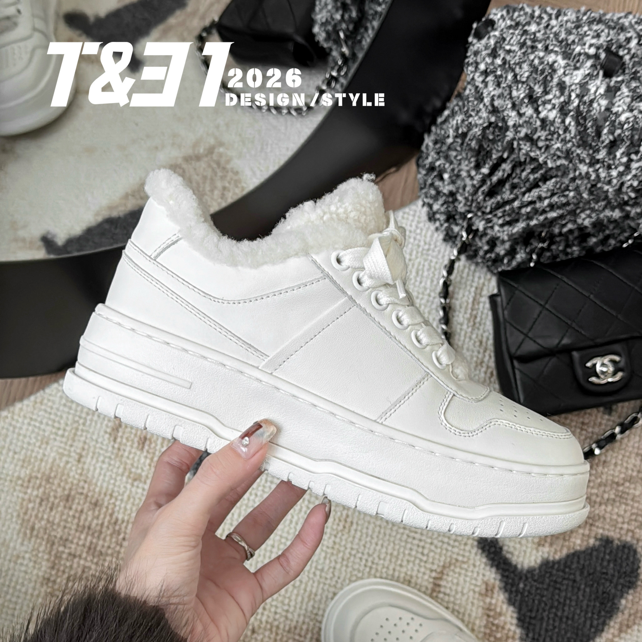 T31真皮加绒厚底防滑小白鞋女