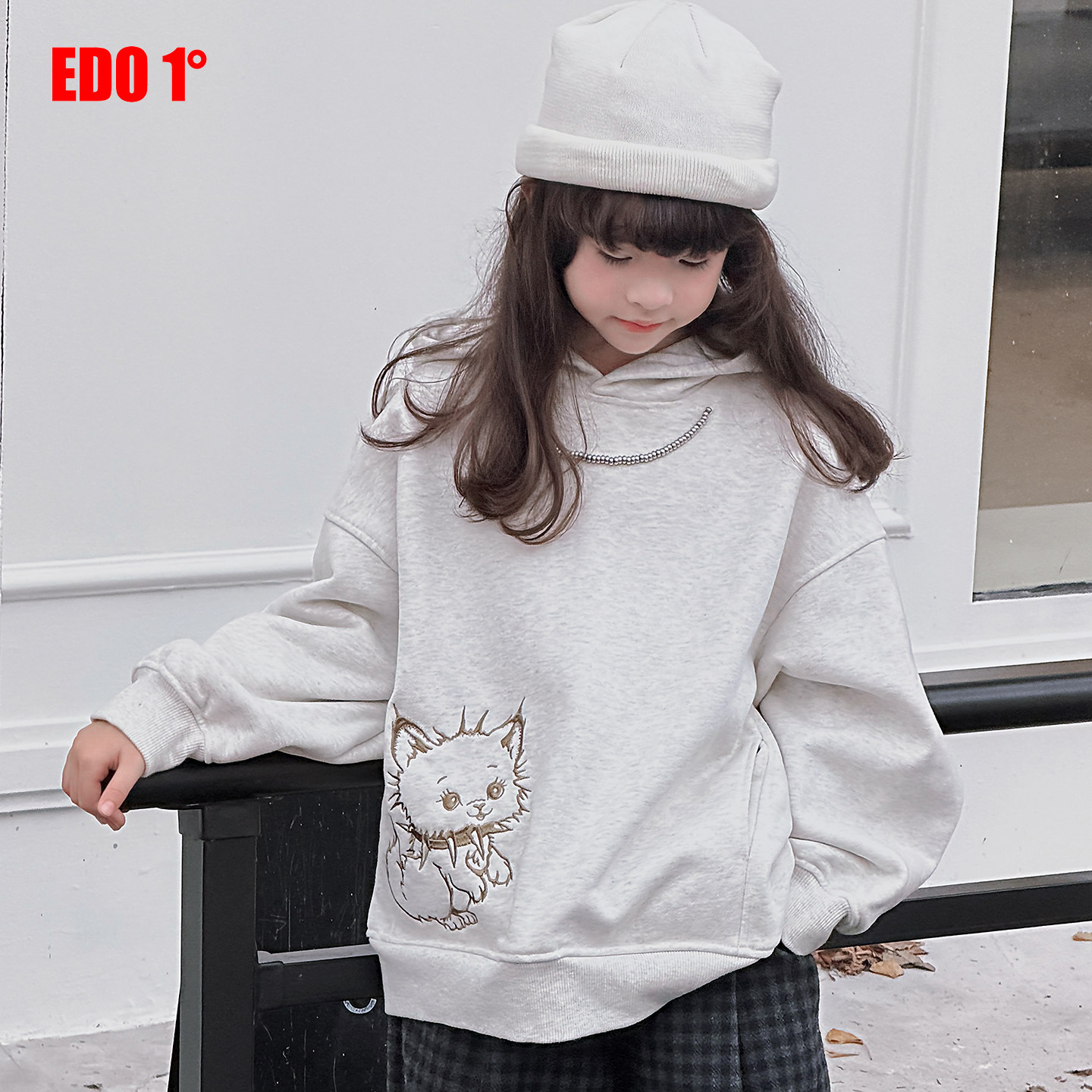 edo一度女童26秋冬连帽猫咪卫衣