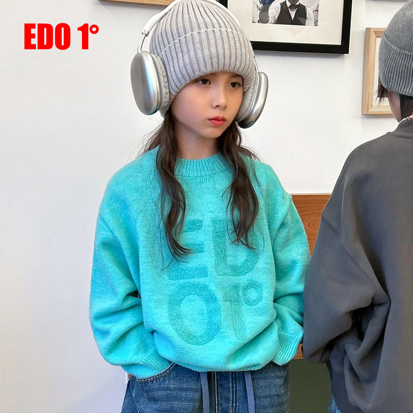 edo童装时尚休闲圆领毛衫