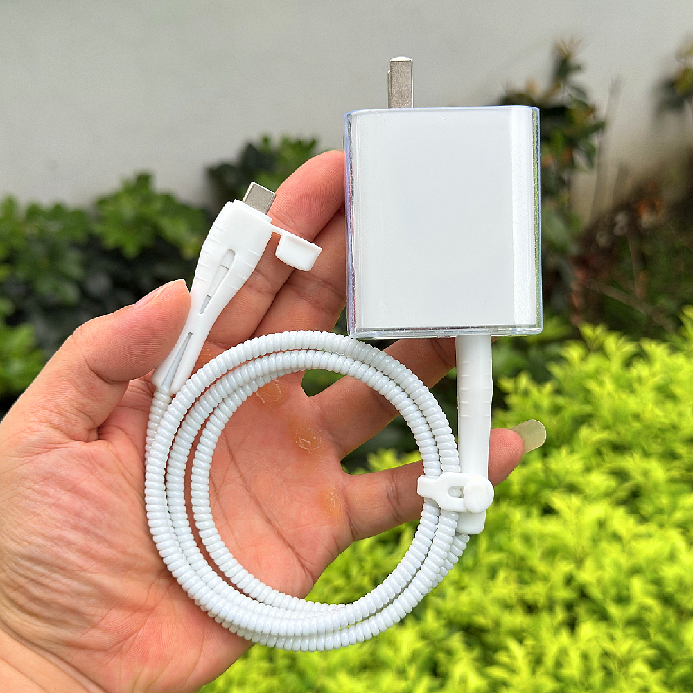 适用华为Mate70pro + Pura70pro P70ultra数据线保护套100W缠绕绳