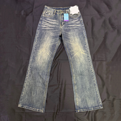 水洗怀旧蓝色517风微喇牛仔裤男