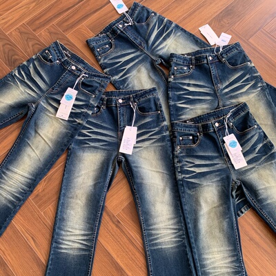 水洗做旧立体猫须微喇弹力牛仔裤