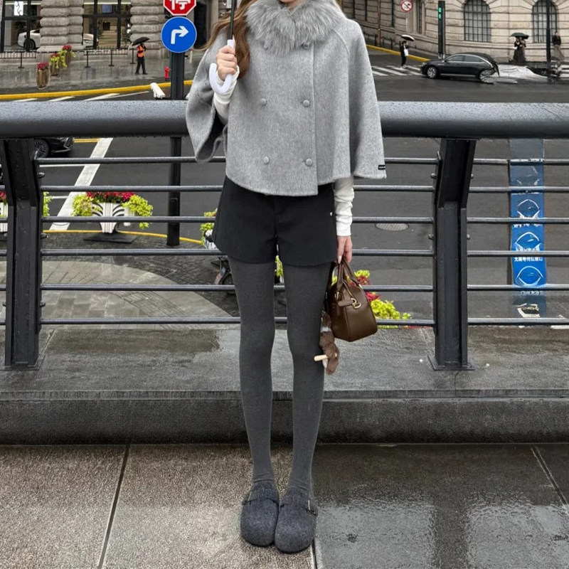 灰色毛呢辣妹短裤女冬季2026新款小个子加厚高腰a字外穿打底靴裤,女装/女士精品,短裤,淘宝优惠券,粉丝福利购,淘宝优惠卷