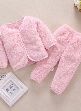 婴儿衣服宝宝秋装女男珊瑚绒两件套新生儿衣服保暖睡衣春秋冬套
