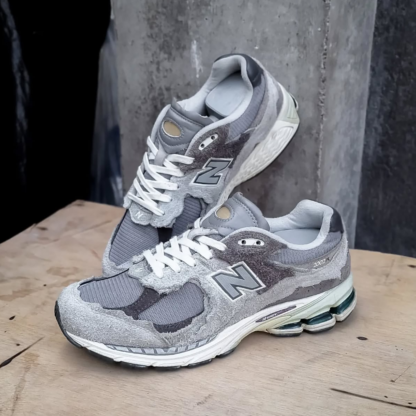 NewBalance低帮跑步鞋