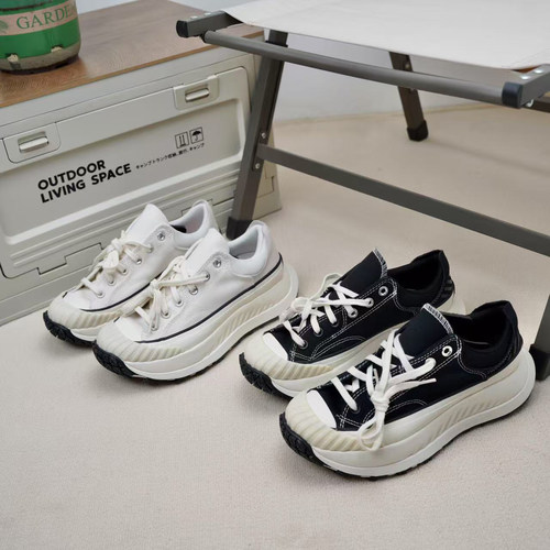 匡威百搭低帮增高帆布鞋