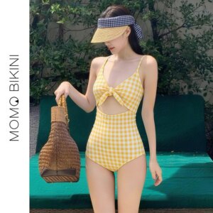 日系格子连体三角遮肚显瘦泳衣女