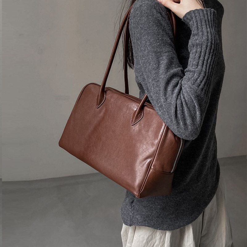 头层植鞣牛皮手提腋下包包包女2026新款简约通勤复古大容量单肩包,箱包皮具/热销女包/男包,波士顿包,淘宝优惠券,粉丝福利购,淘宝优惠卷