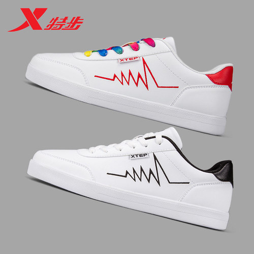 特步女鞋板鞋休闲鞋小白鞋